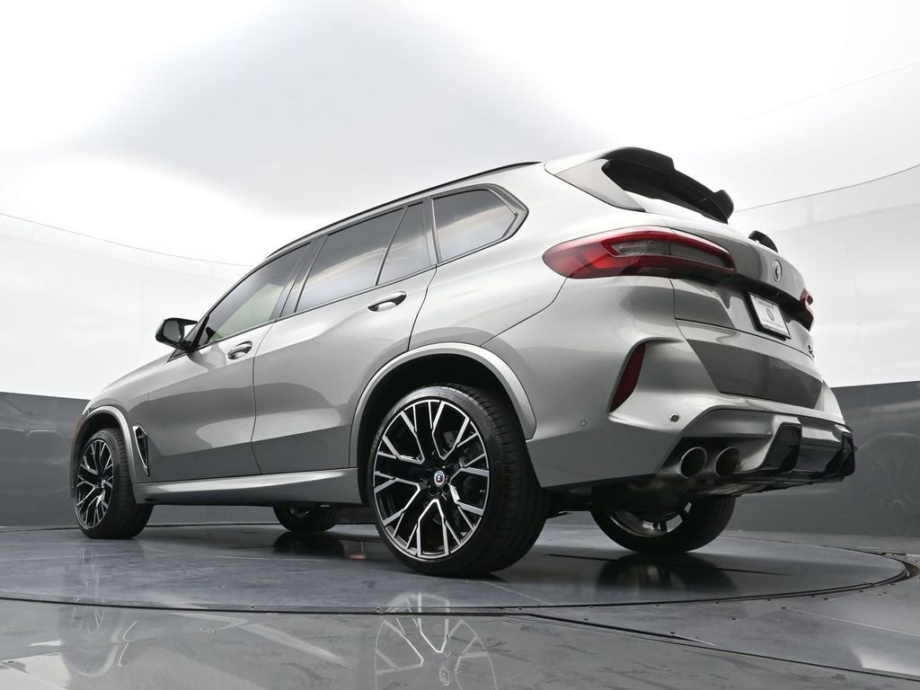 Used 2022 BMW X5 M w/ Executive Package image 27