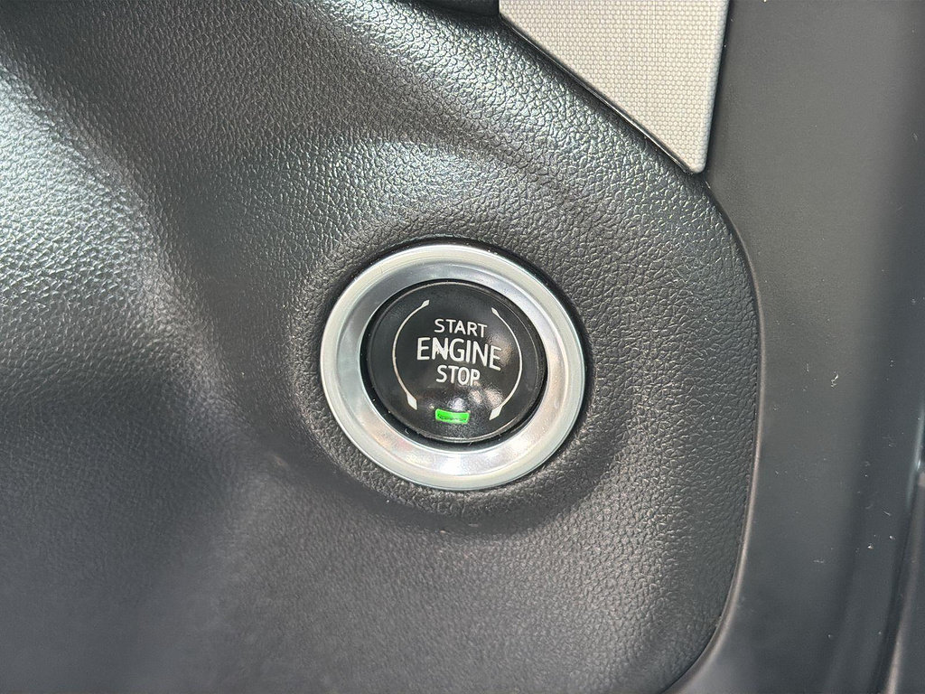 Used 2021 GMC Sierra 1500 SLT w/ SLT Premium Package AWD/4WD image 15