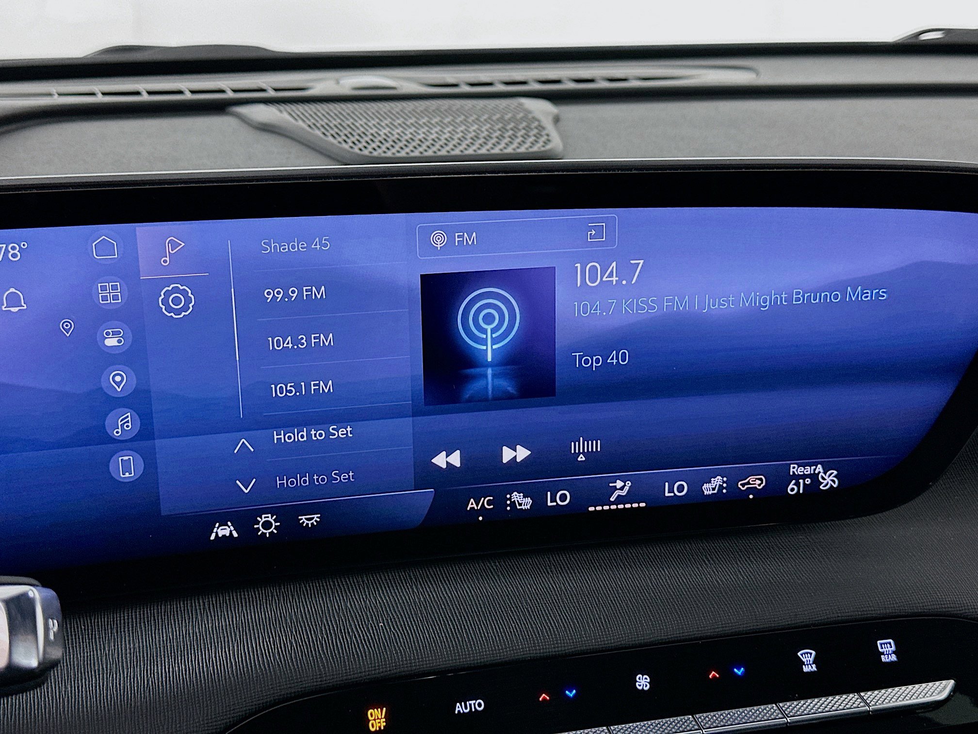 Used 2025 Buick Enclave Preferred image 21