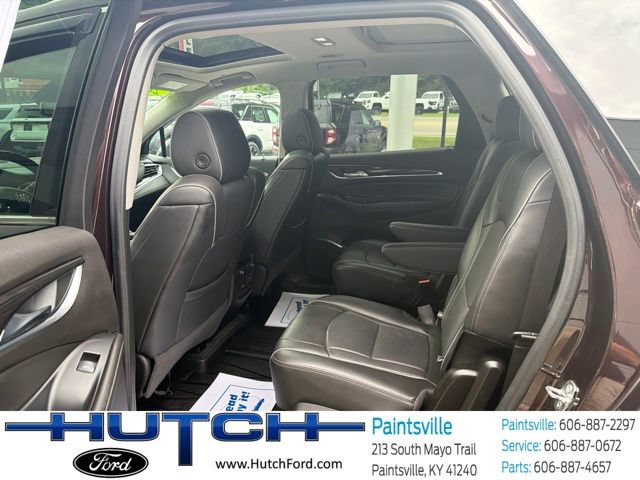 Used 2021 Buick Enclave Avenir w/ Avenir Technology Package AWD/4WD image 13