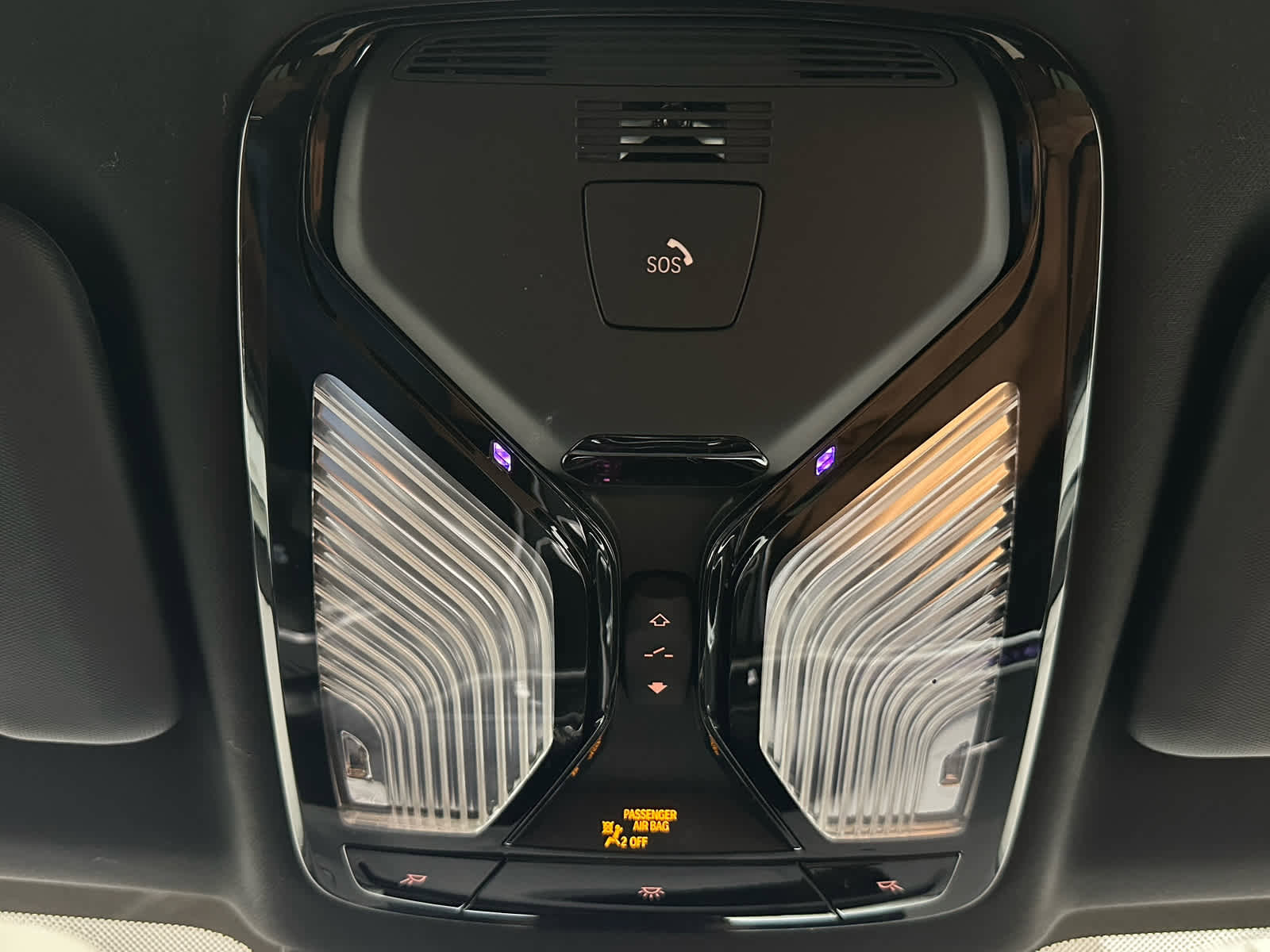 Used 2024 BMW X5 xDrive40i w/ Executive Package image 37