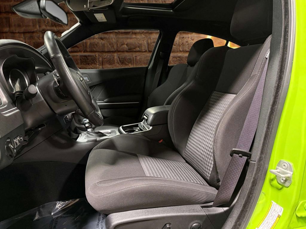 Used 2023 Dodge Charger Scat Pack w/ Technology Group image 24