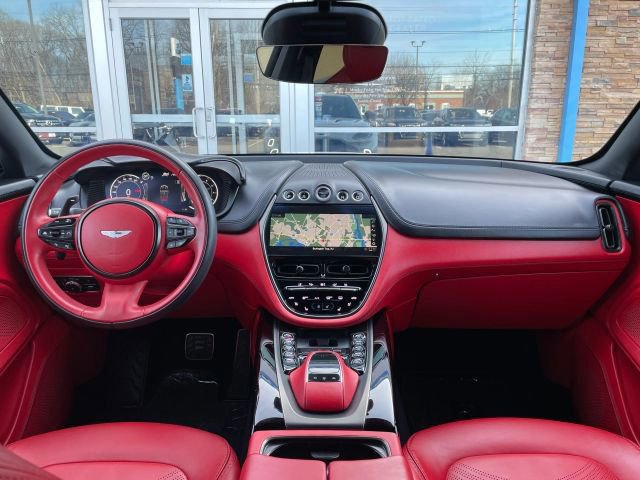 Used 2023 Aston Martin DBX AWD/4WD image 43