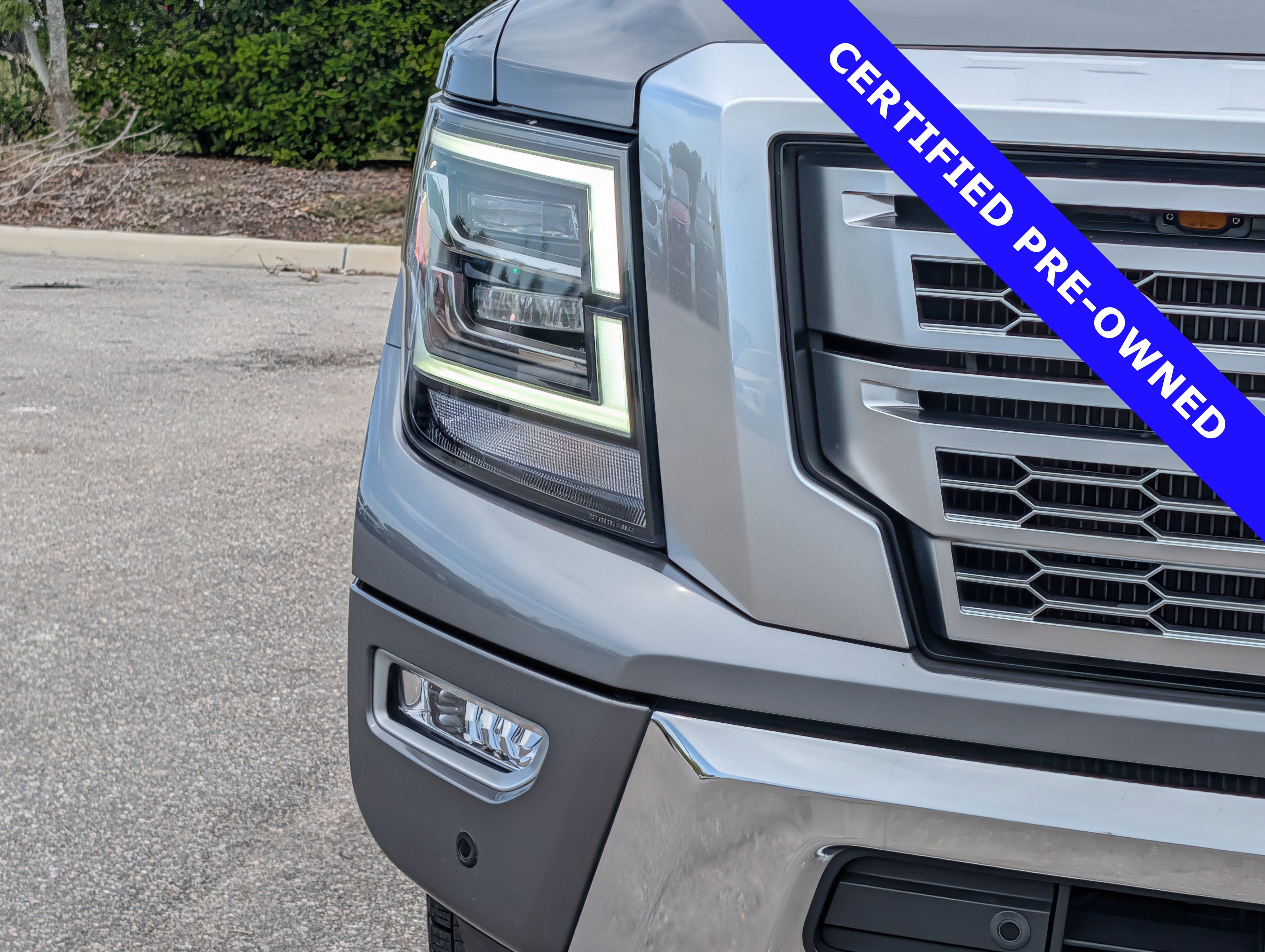 Used 2023 Nissan Titan Platinum Reserve w/ Moonroof Package image 9