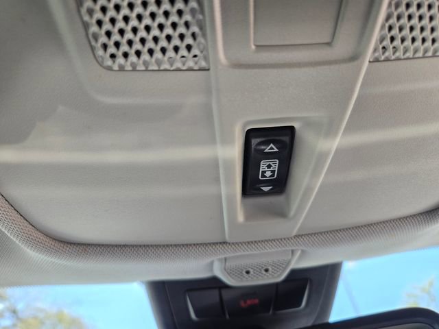 Used 2018 INFINITI QX30 Premium w/ Navigation Package image 34