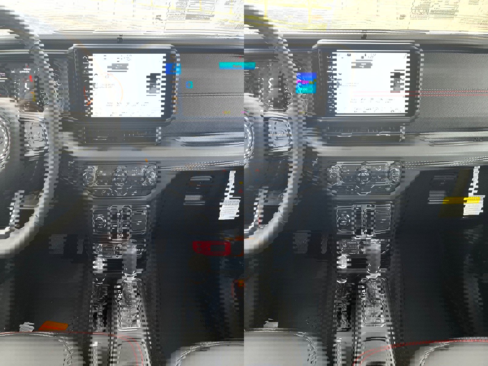 New 2026 Jeep Wrangler Unlimited Rubicon w/ Steel Bumper Group image 12