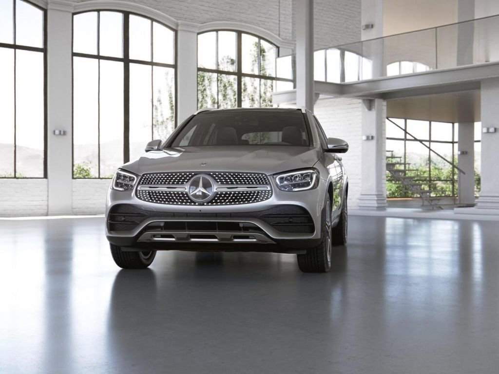 Used 2021 Mercedes-Benz GLC 300 4MATIC image 43