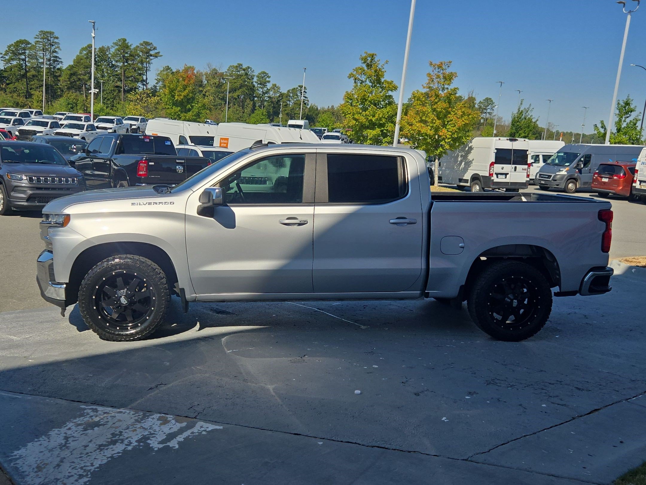 Used 2019 Chevrolet Silverado 1500 LT w/ All-Star Edition RWD image 4