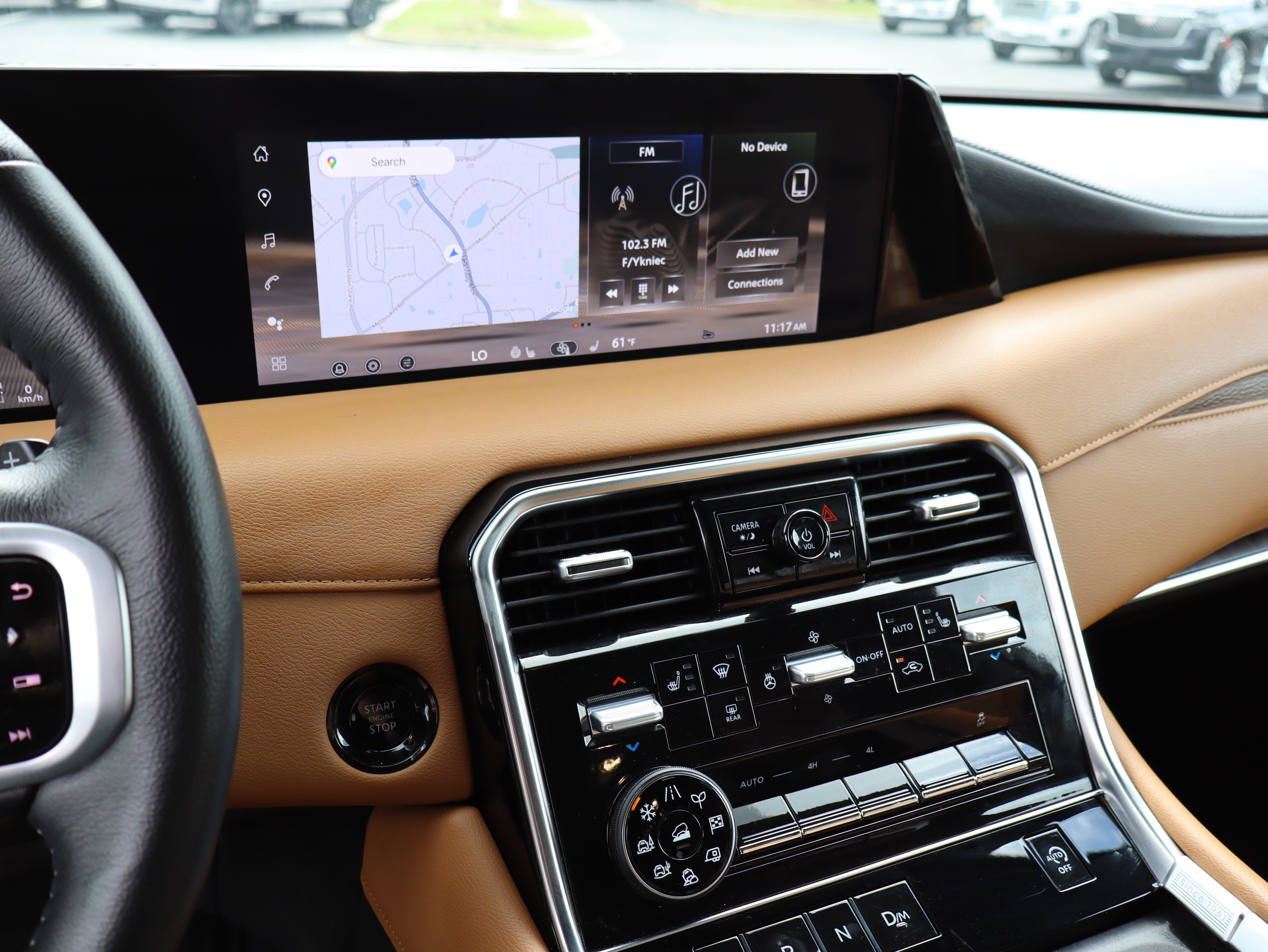 Used 2025 Nissan Armada SL w/ Captain's Chari Seat Package image 29