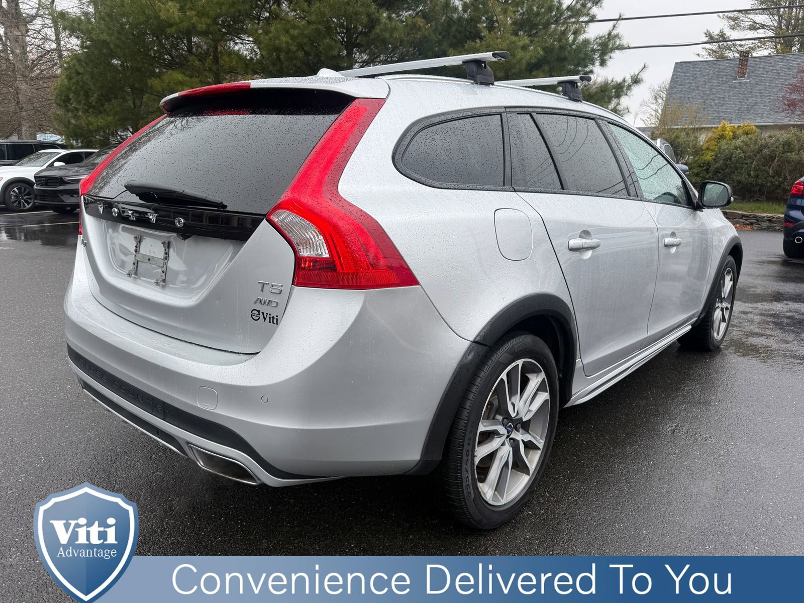 Used 2018 Volvo V60 T5 Cross Country AWD/4WD image 8