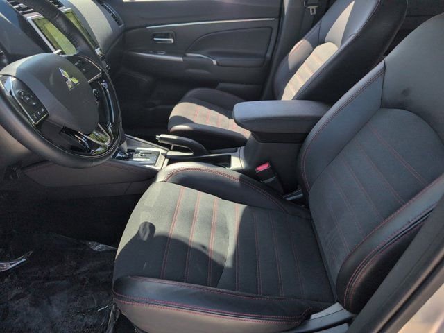 Used 2025 Mitsubishi Outlander Sport SE AWD/4WD image 24