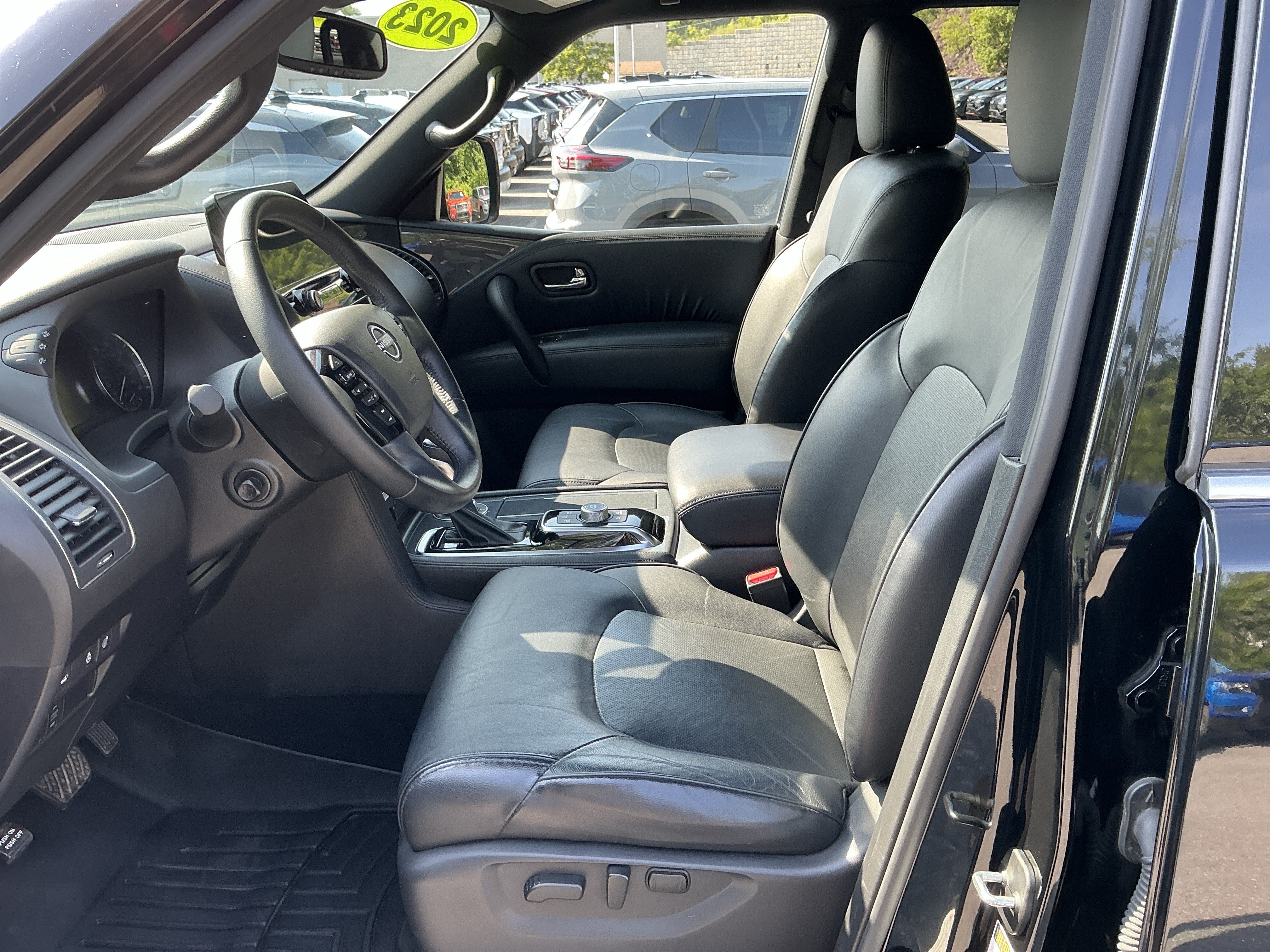 Used 2023 Nissan Armada SL w/ Midnight Edition Package AWD/4WD image 10