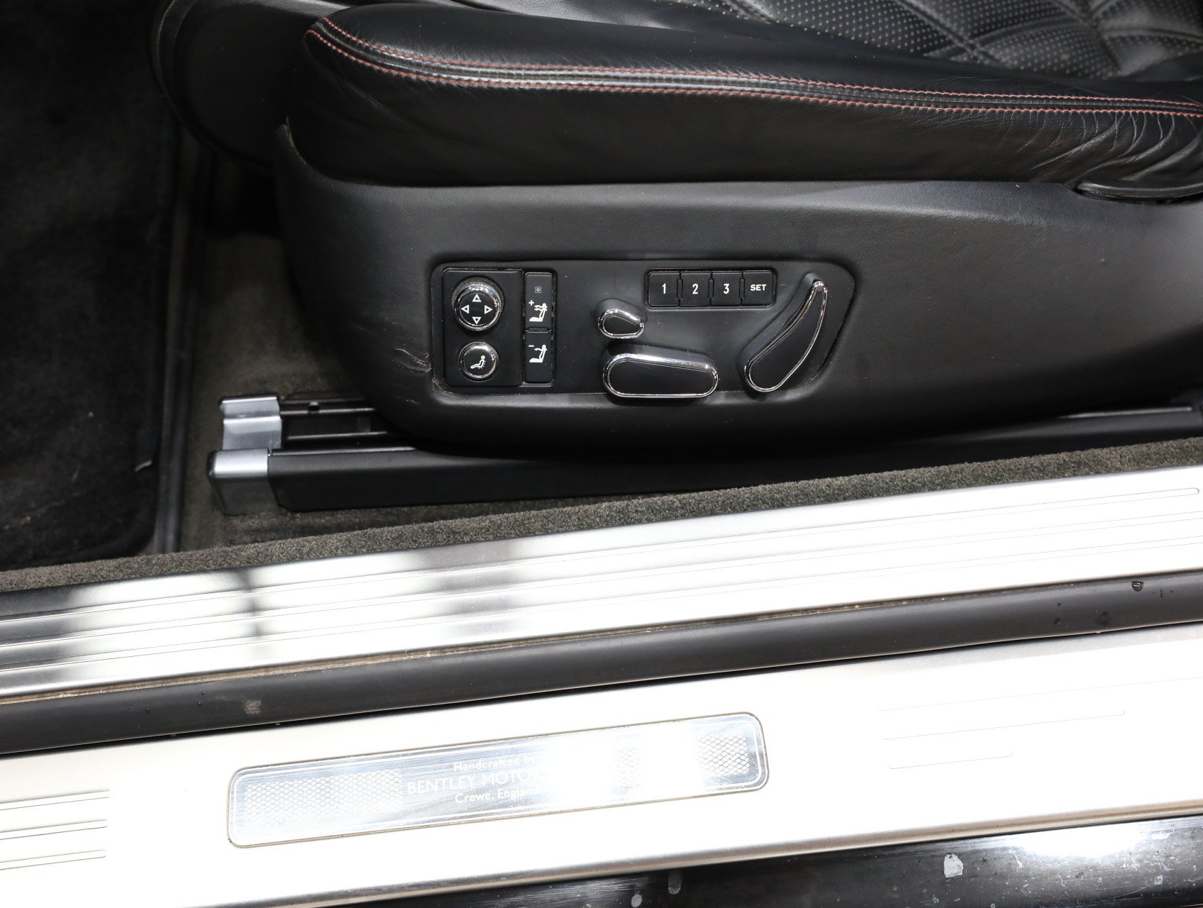 Used 2012 Bentley Continental GT AWD/4WD image 59