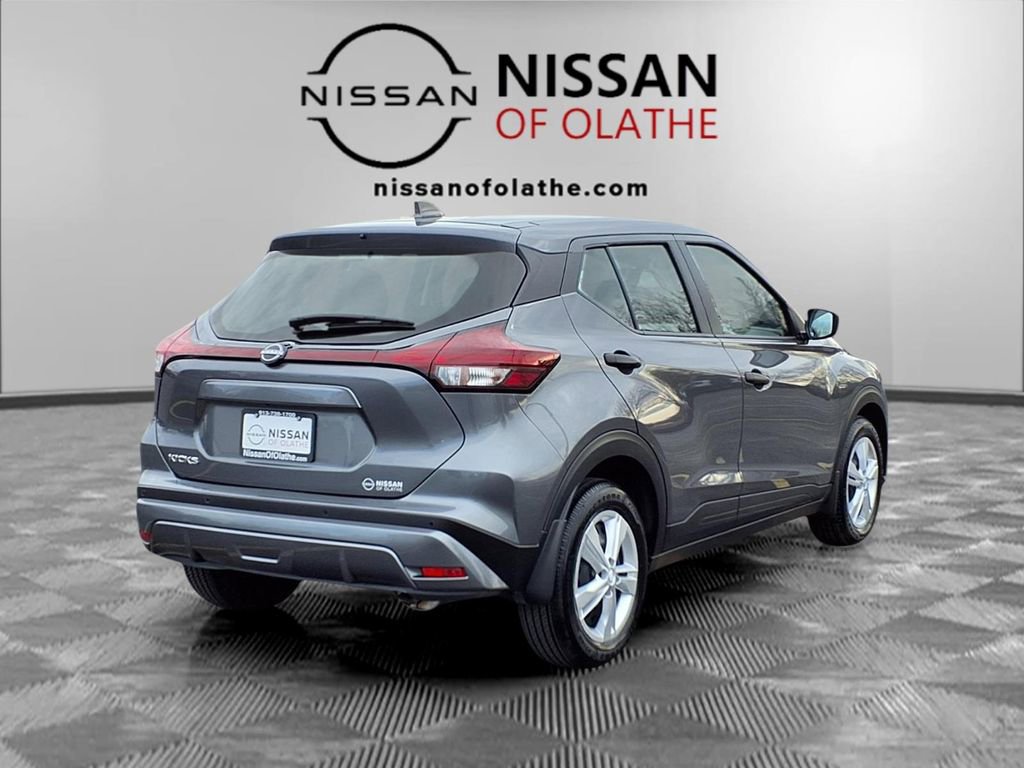 Certified 2025 Nissan Kicks Play S image 27