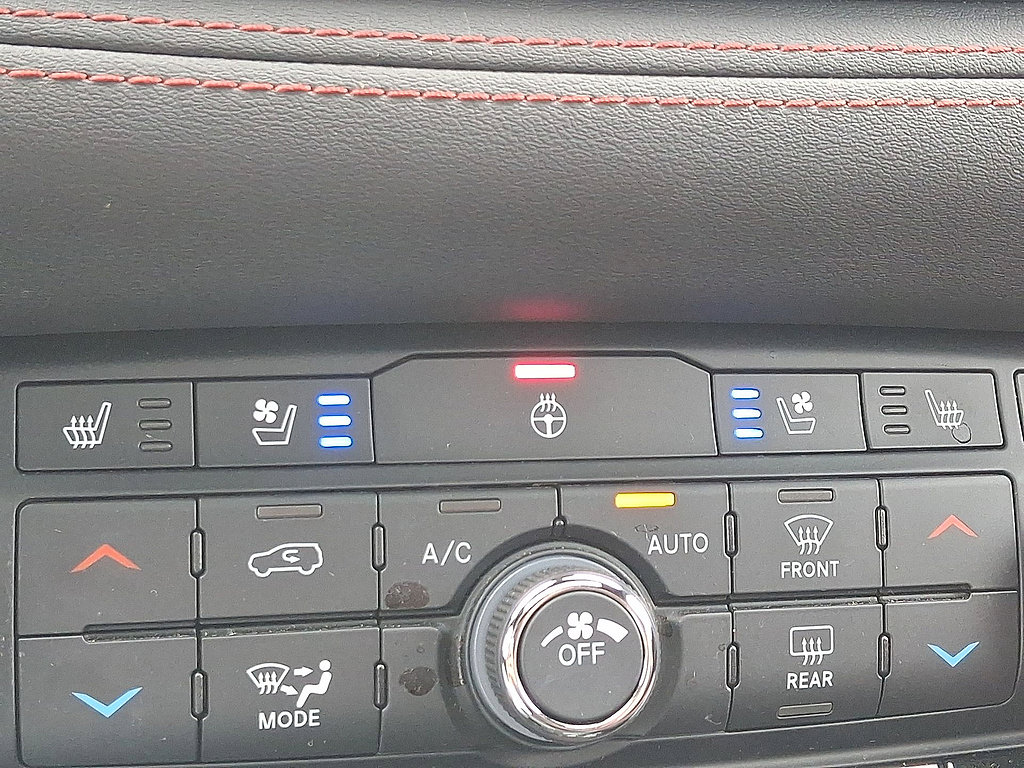 Used 2023 Dodge Durango R/T AWD/4WD image 19