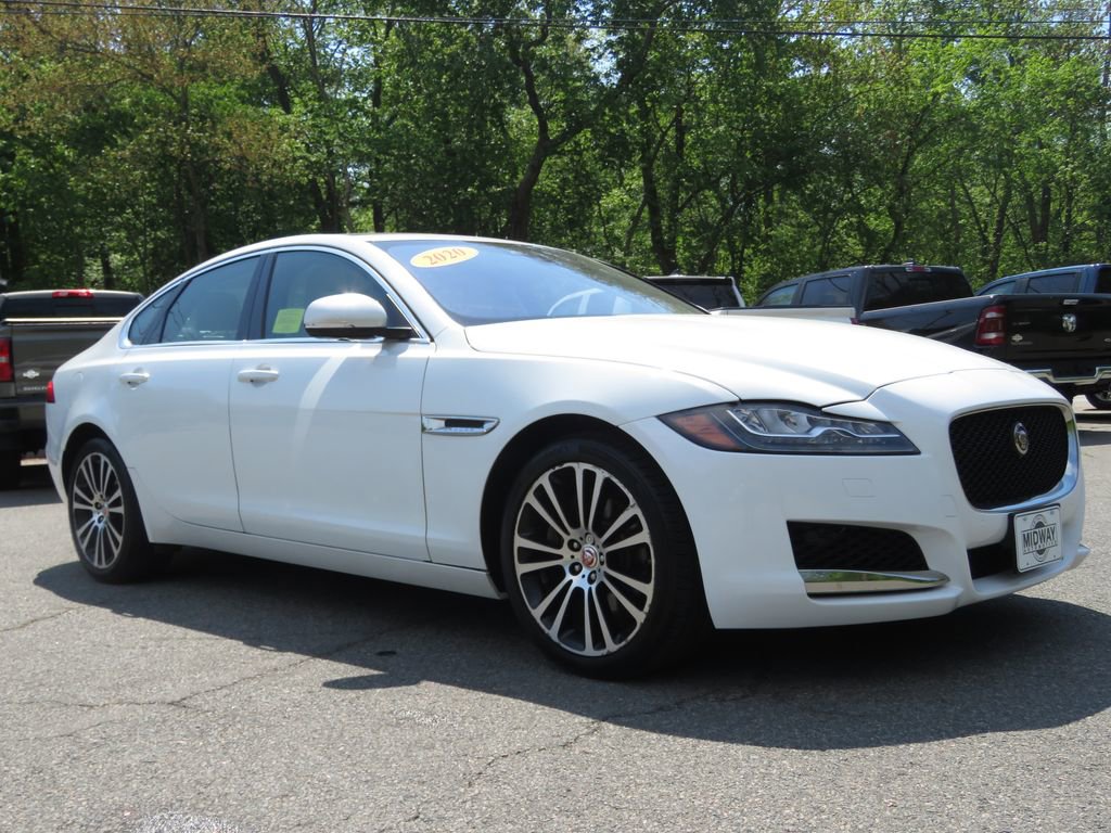 Used 2020 Jaguar XF Prestige AWD/4WD image 3