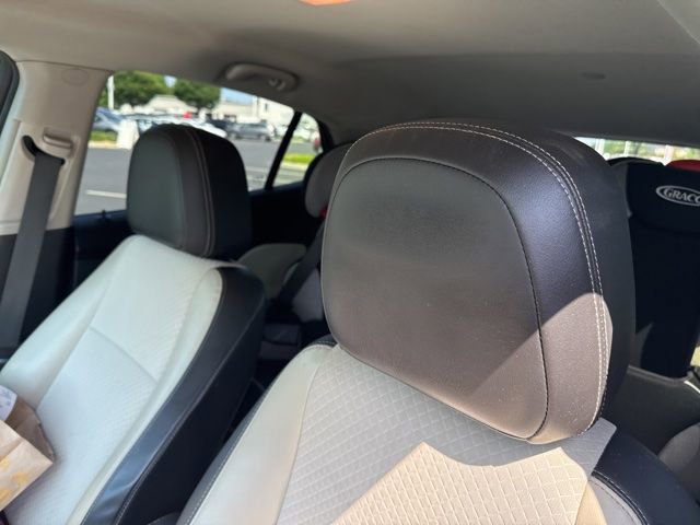 Used 2019 Buick Encore Sport Touring w/ Safety Package FWD image 9