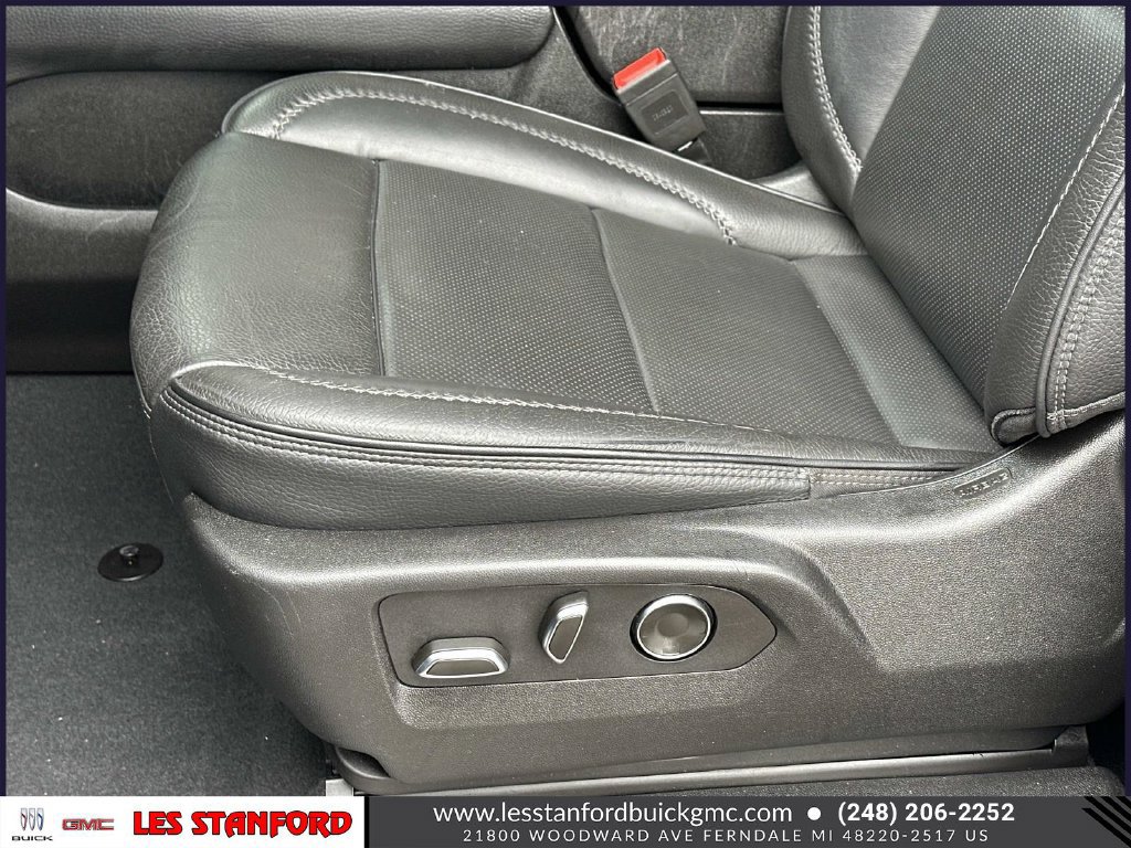 Used 2024 GMC Yukon XL Denali AWD/4WD image 19