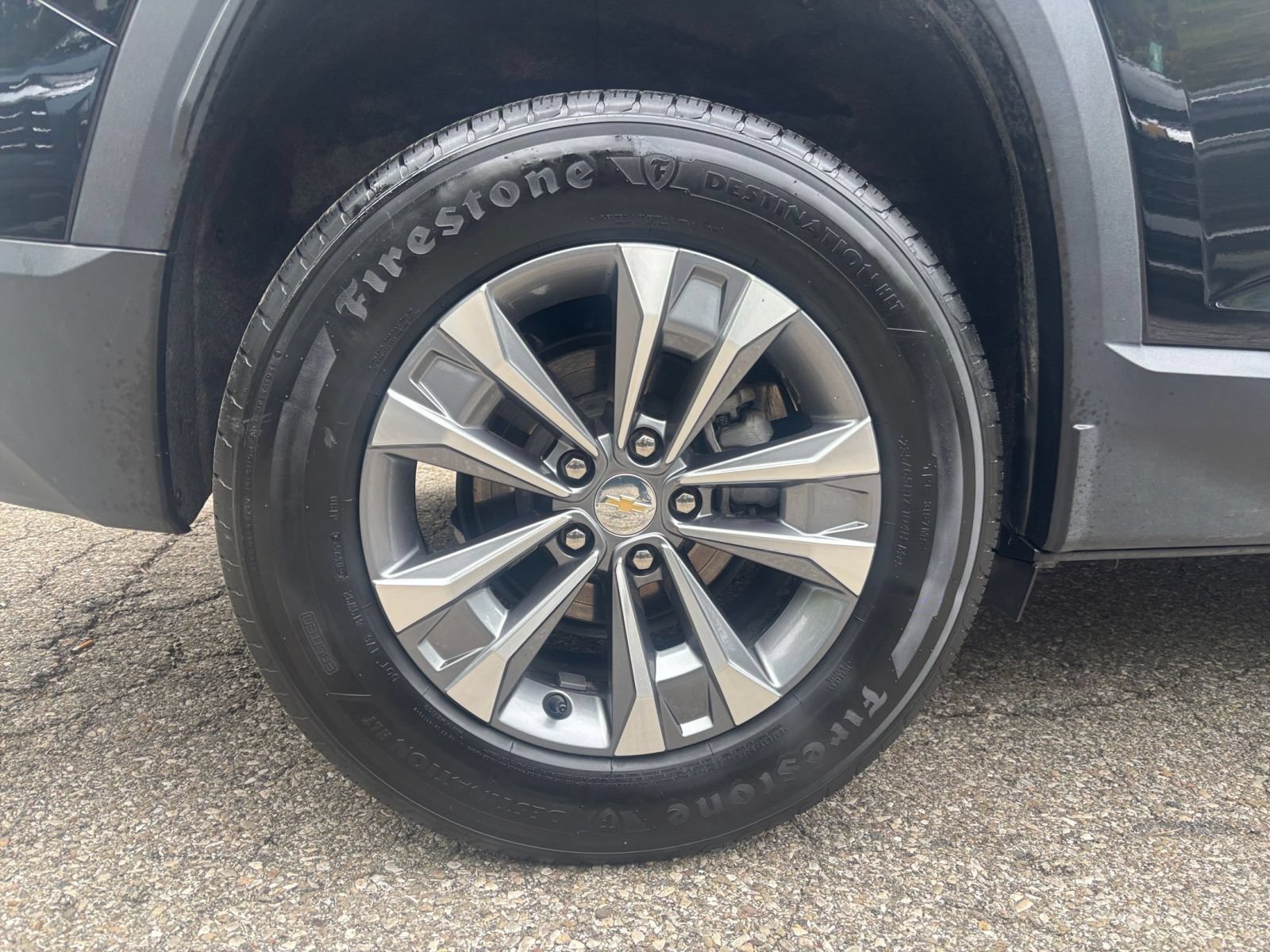 Used 2025 Chevrolet Equinox LT FWD image 30