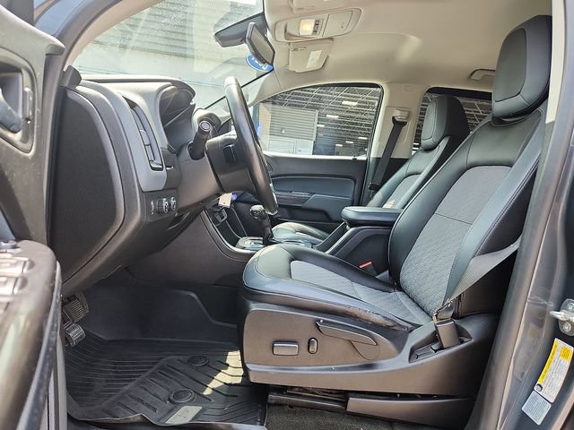 Used 2017 Chevrolet Colorado Z71 AWD/4WD image 9