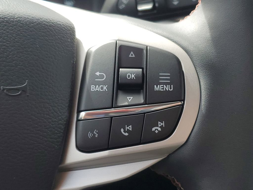New 2026 Ford Explorer Active AWD/4WD image 13