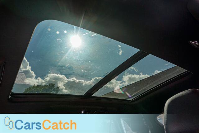 Used 2022 Volkswagen Atlas Cross Sport SE w/ Panoramic Sunroof Package image 22