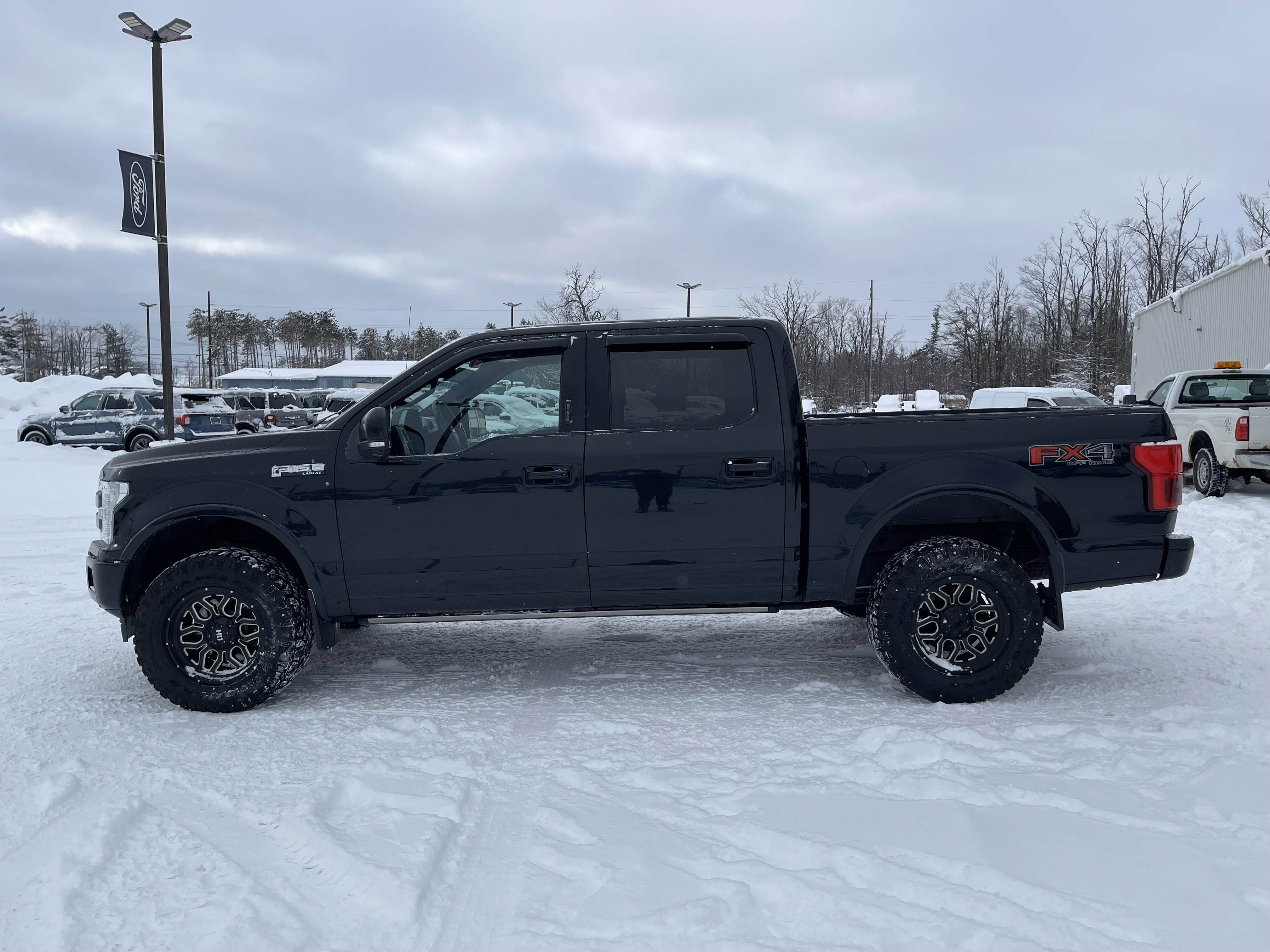 Certified 2019 Ford F150 Lariat w/ Equipment Group 502A Luxury image 6