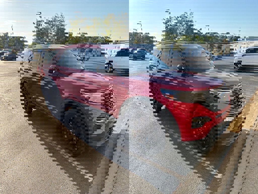 Used 2023 Ford Explorer ST-Line w/ Class IV Trailer Tow Package image 9