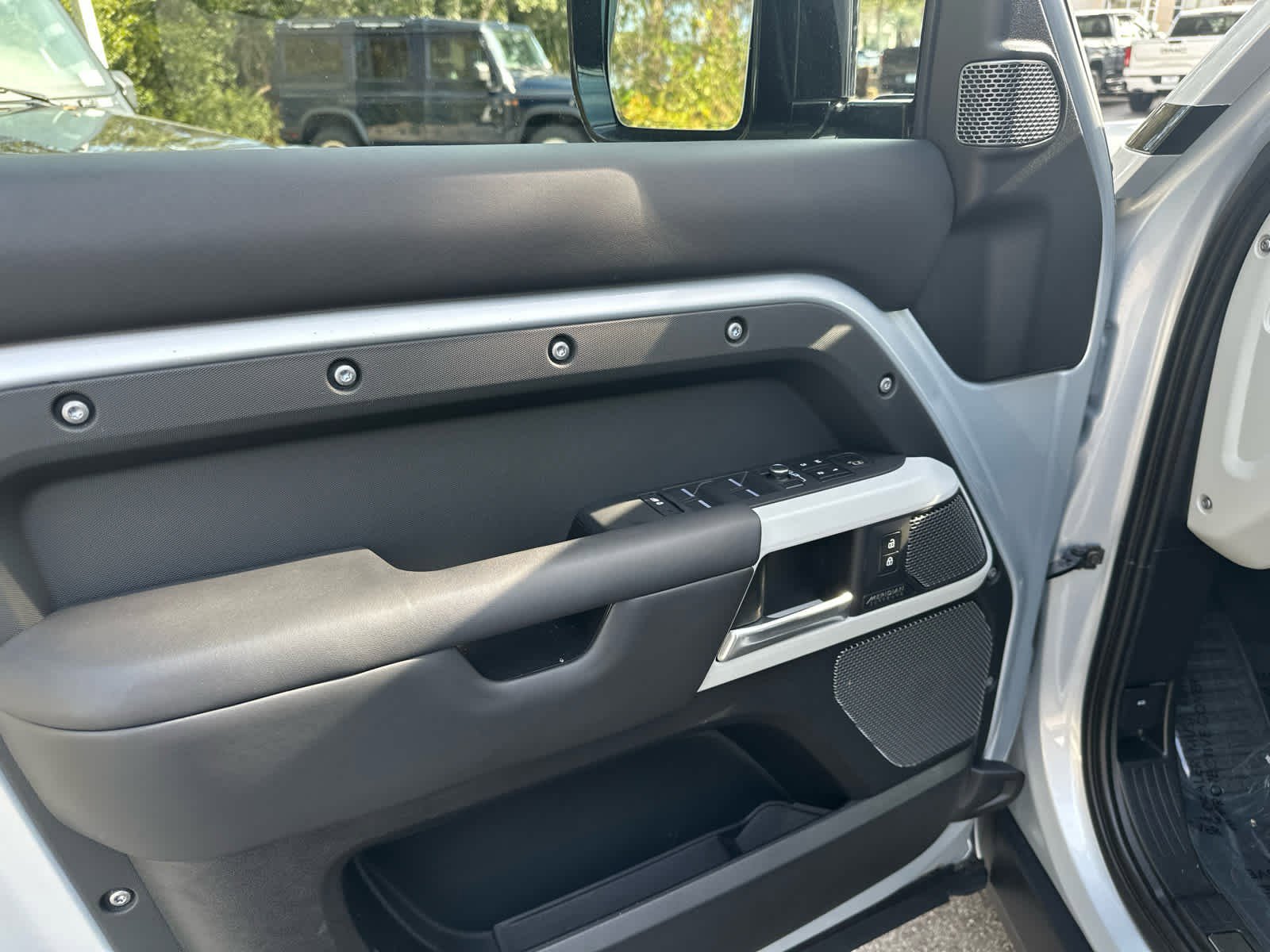 Used 2022 Land Rover Defender 110 XS Edition image 27