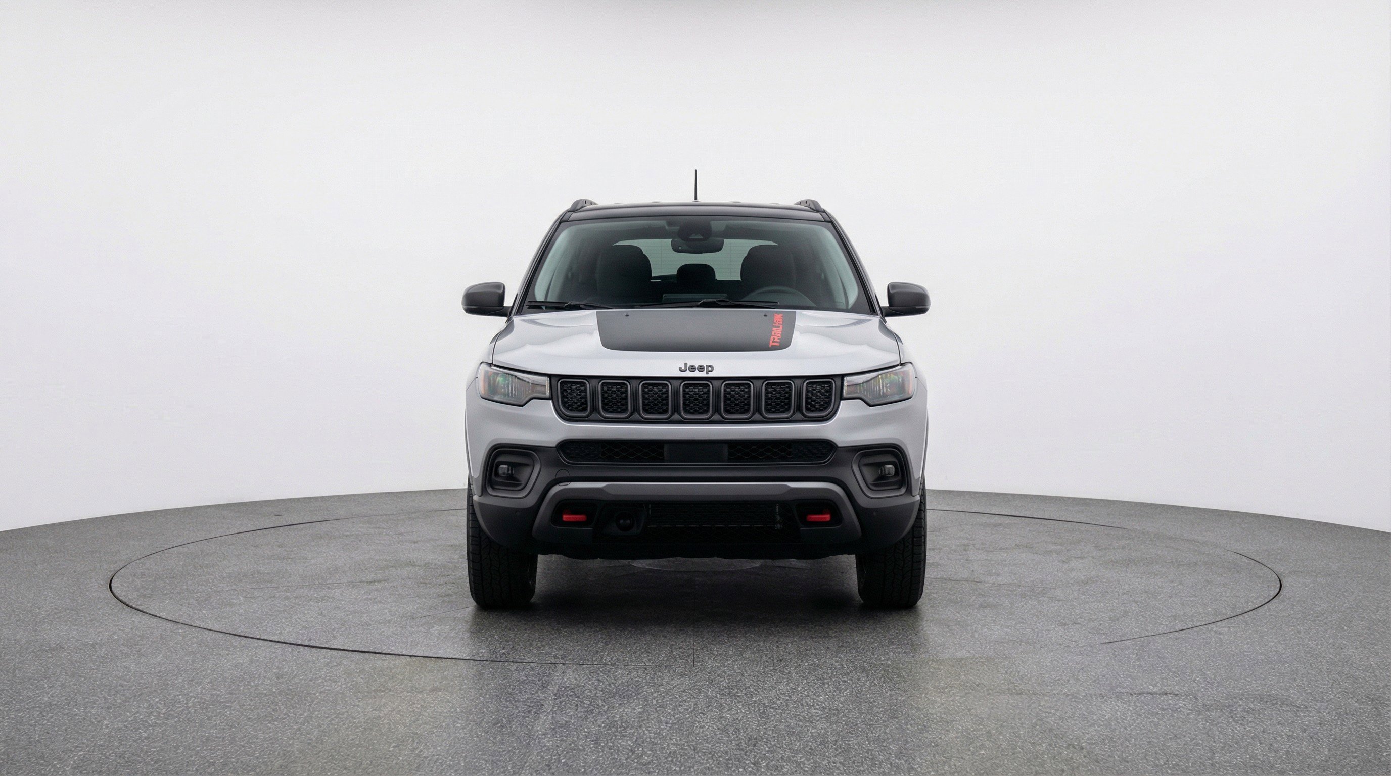 Used 2025 Jeep Compass Trailhawk image 2