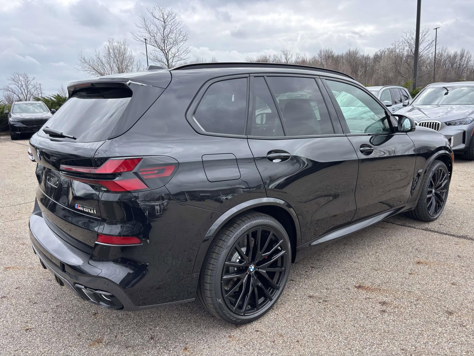 New 2026 BMW X5 M60i image 5
