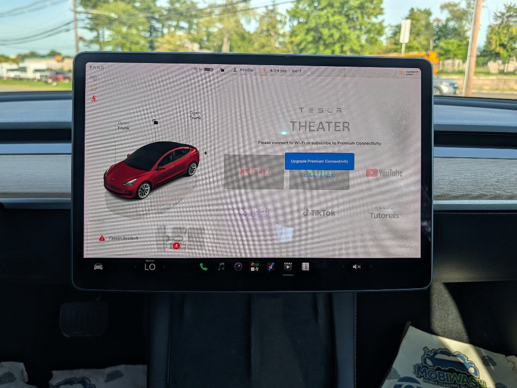 Used 2022 Tesla Model 3 Long Range AWD/4WD image 28