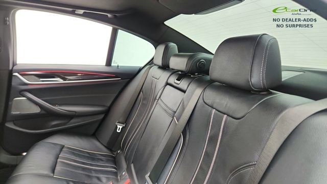 Used 2021 BMW 530i w/ Premium Package RWD image 29