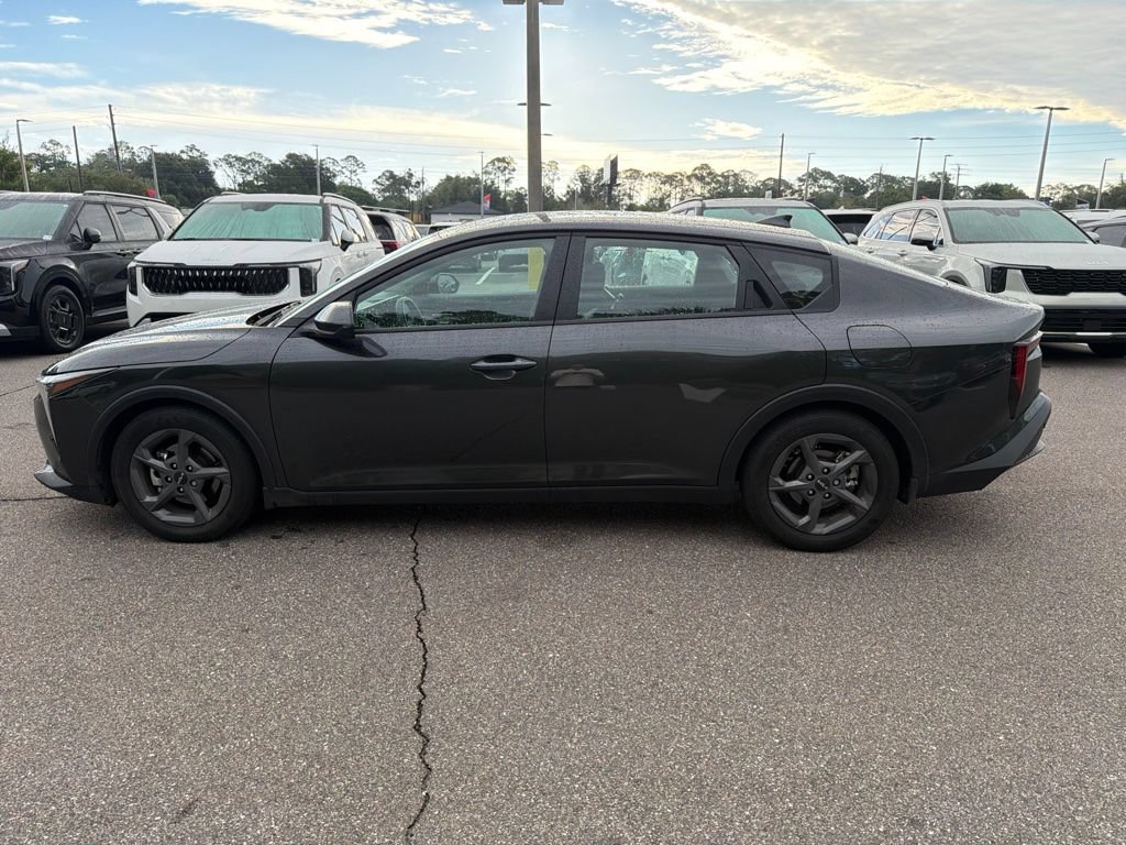 Certified 2025 Kia K4 FWD image 7