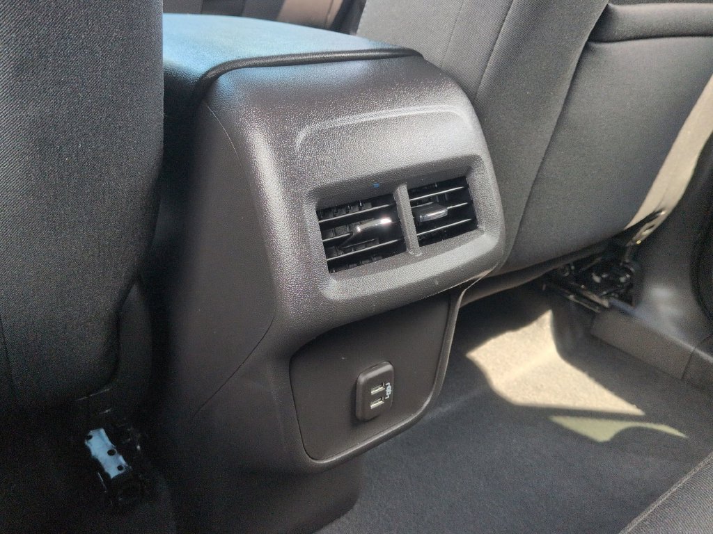 Certified 2024 Chevrolet Equinox LT AWD/4WD image 33