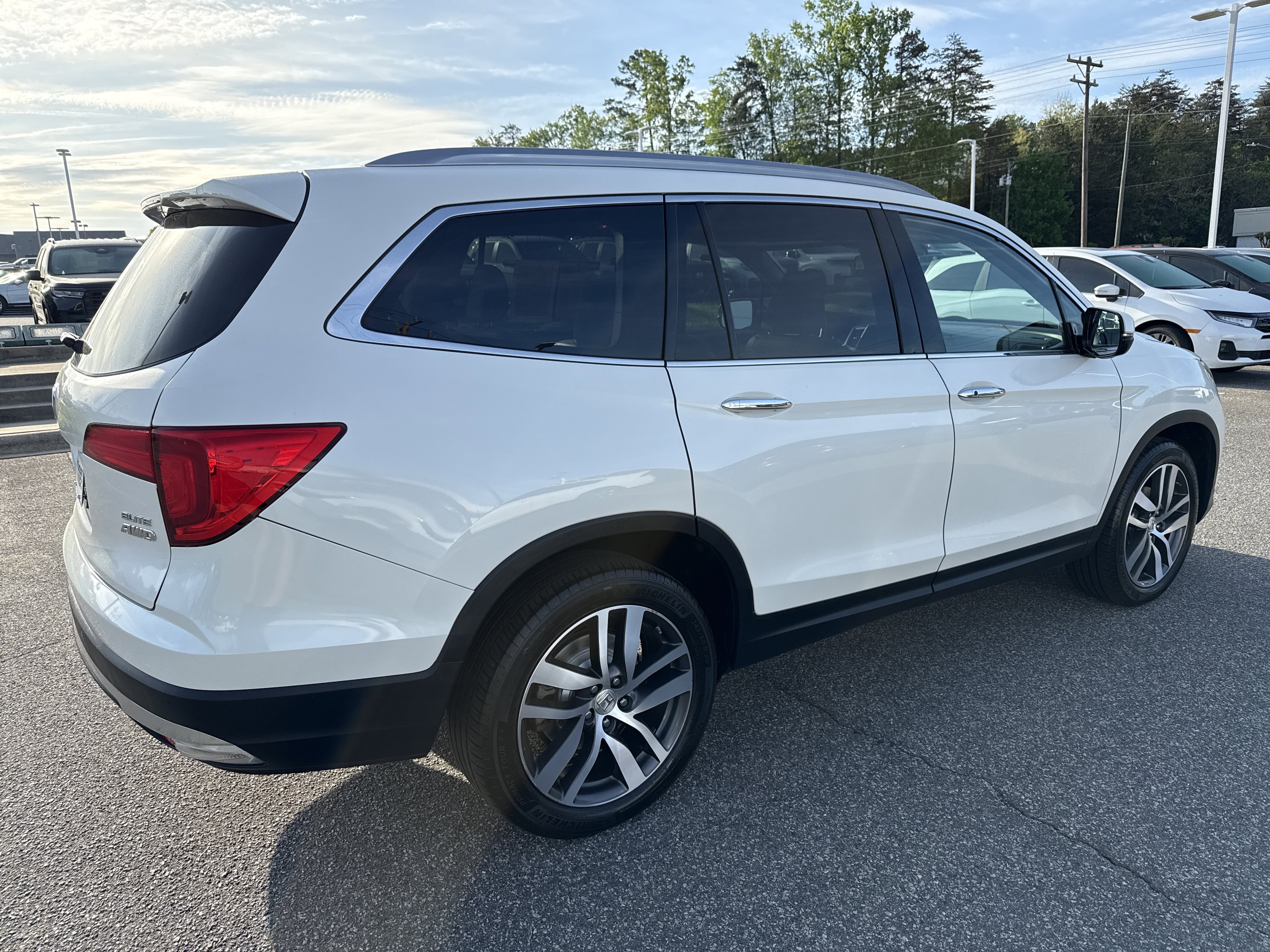 Used 2018 Honda Pilot Elite image 10
