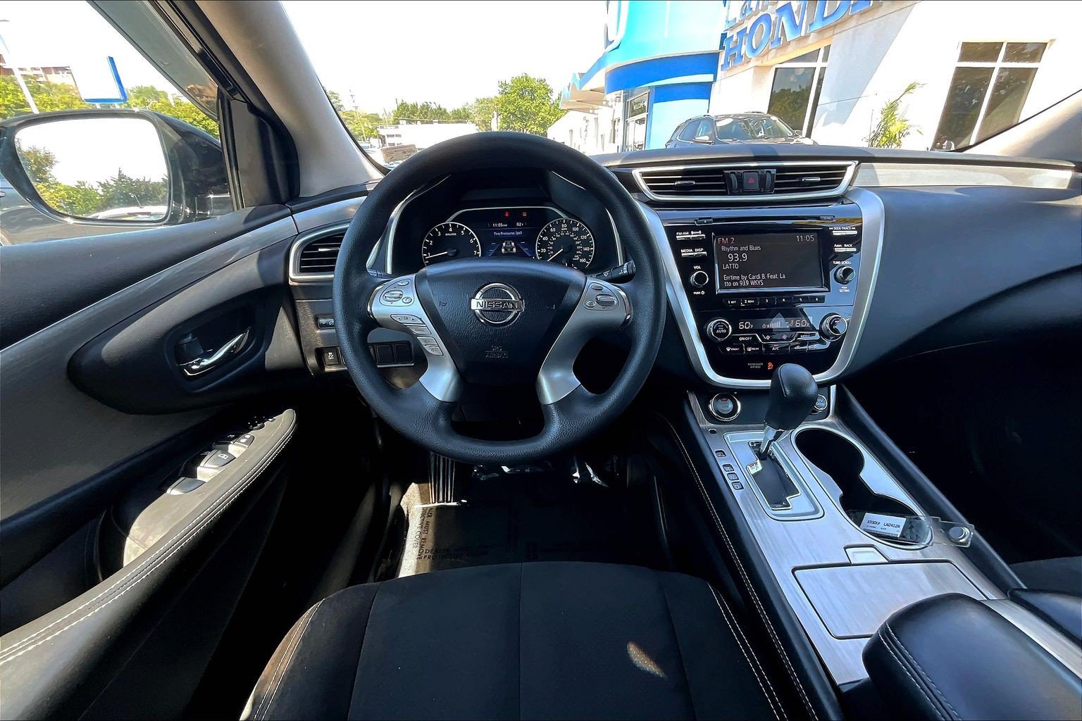 Used 2015 Nissan Murano S AWD/4WD image 5