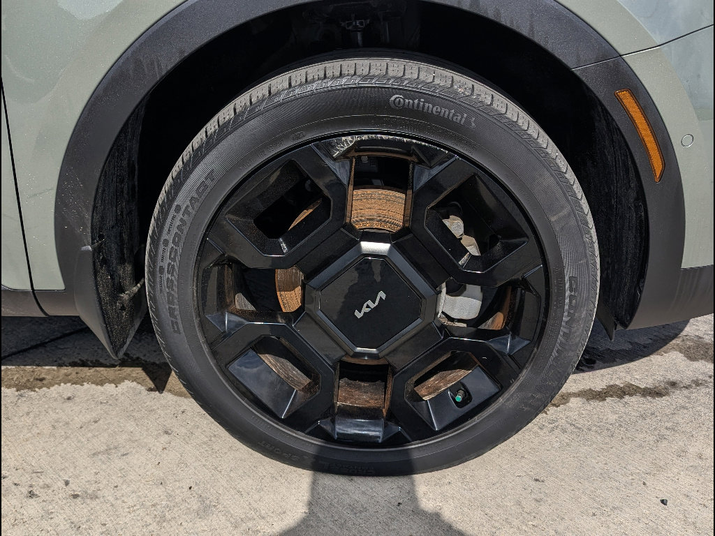 Used 2024 Kia Sorento SX image 17