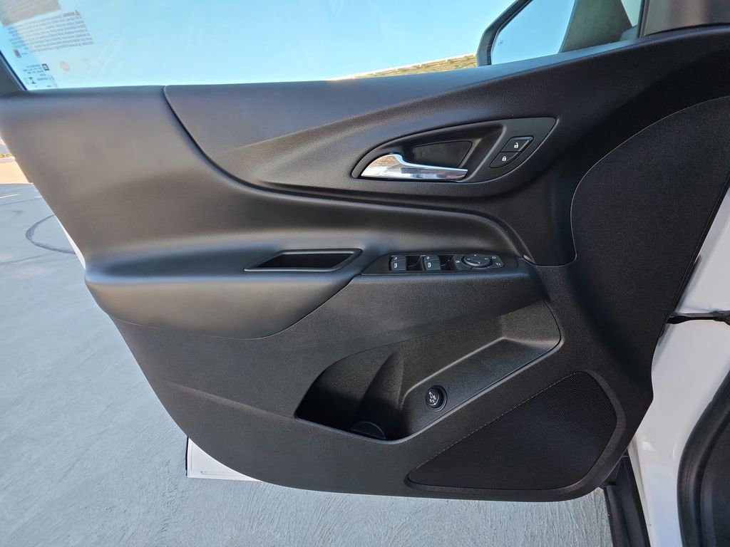 Used 2024 Chevrolet Equinox LT w/ LPO, Floor Liner Package image 23