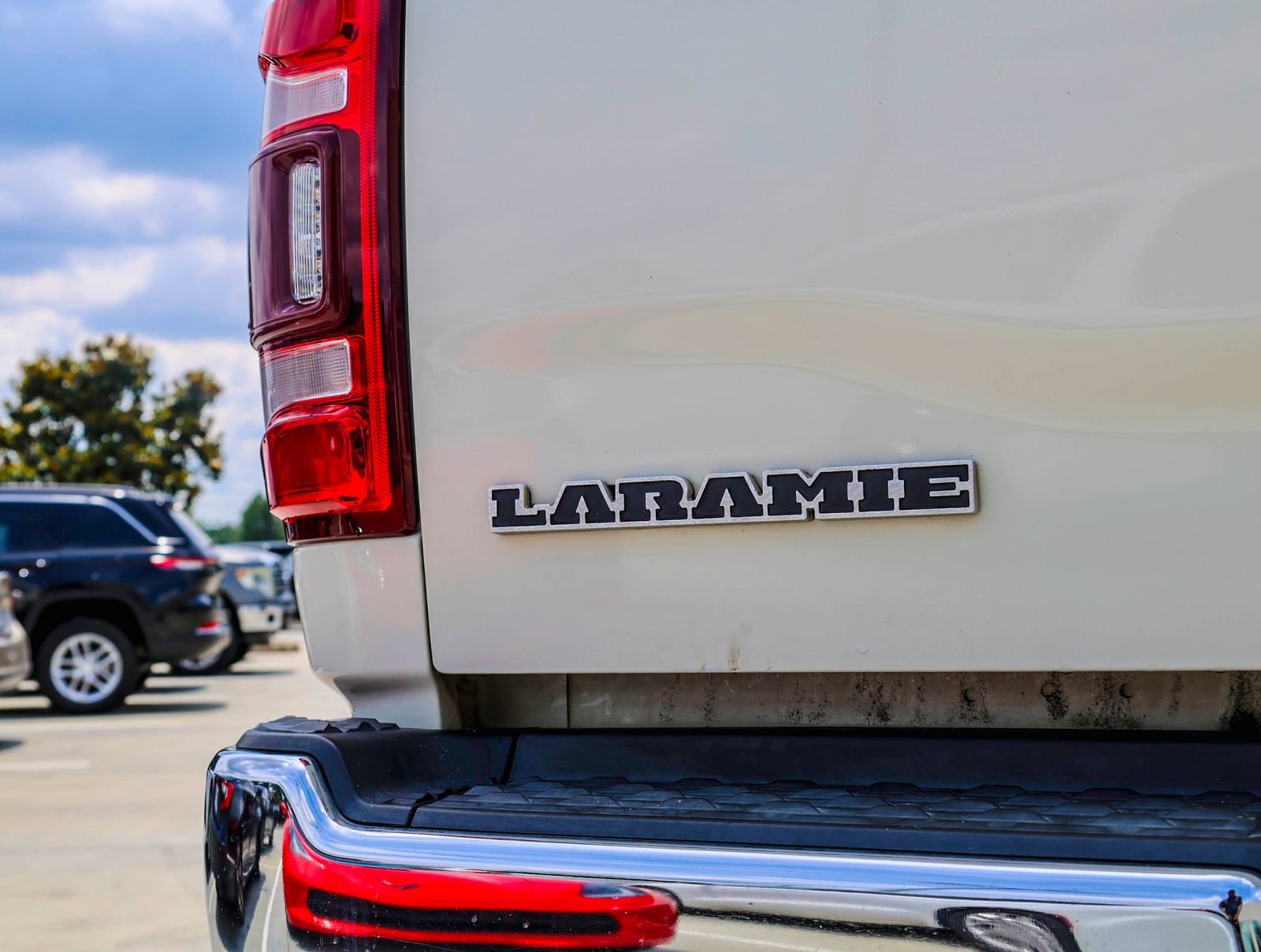 Used 2019 RAM 3500 Laramie AWD/4WD image 7