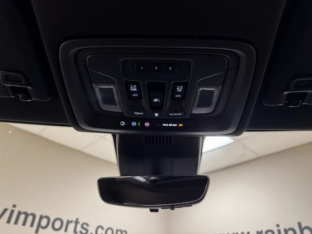Used 2025 GMC Sierra 1500 AT4 w/ AT4 Premium Package AWD/4WD image 20