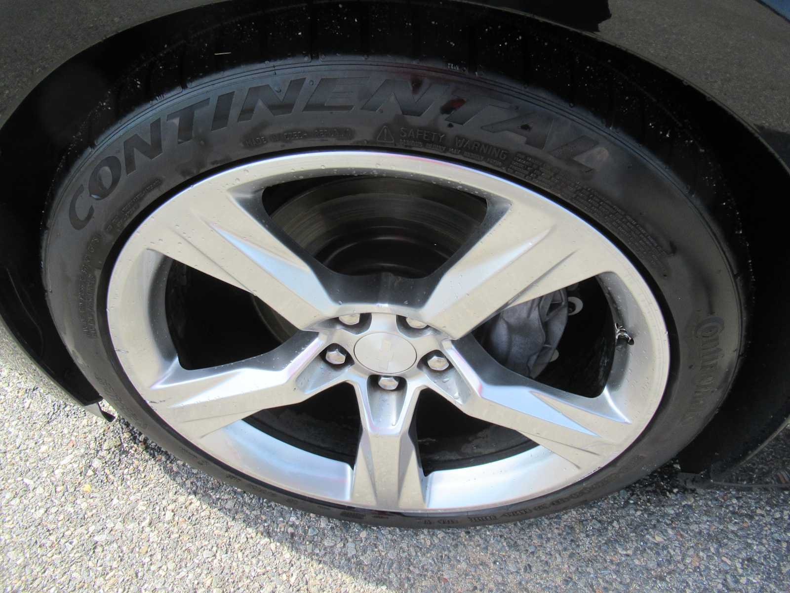 Used 2018 Chevrolet Camaro SS RWD image 11
