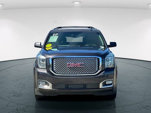 Used 2017 GMC Yukon XL Denali w/ Open Road Package AWD/4WD image 10