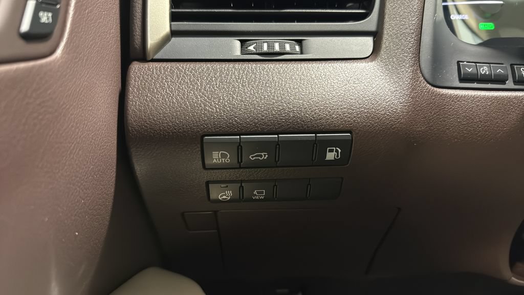 Used 2020 Lexus RX 450h AWD w/ Premium Package image 19
