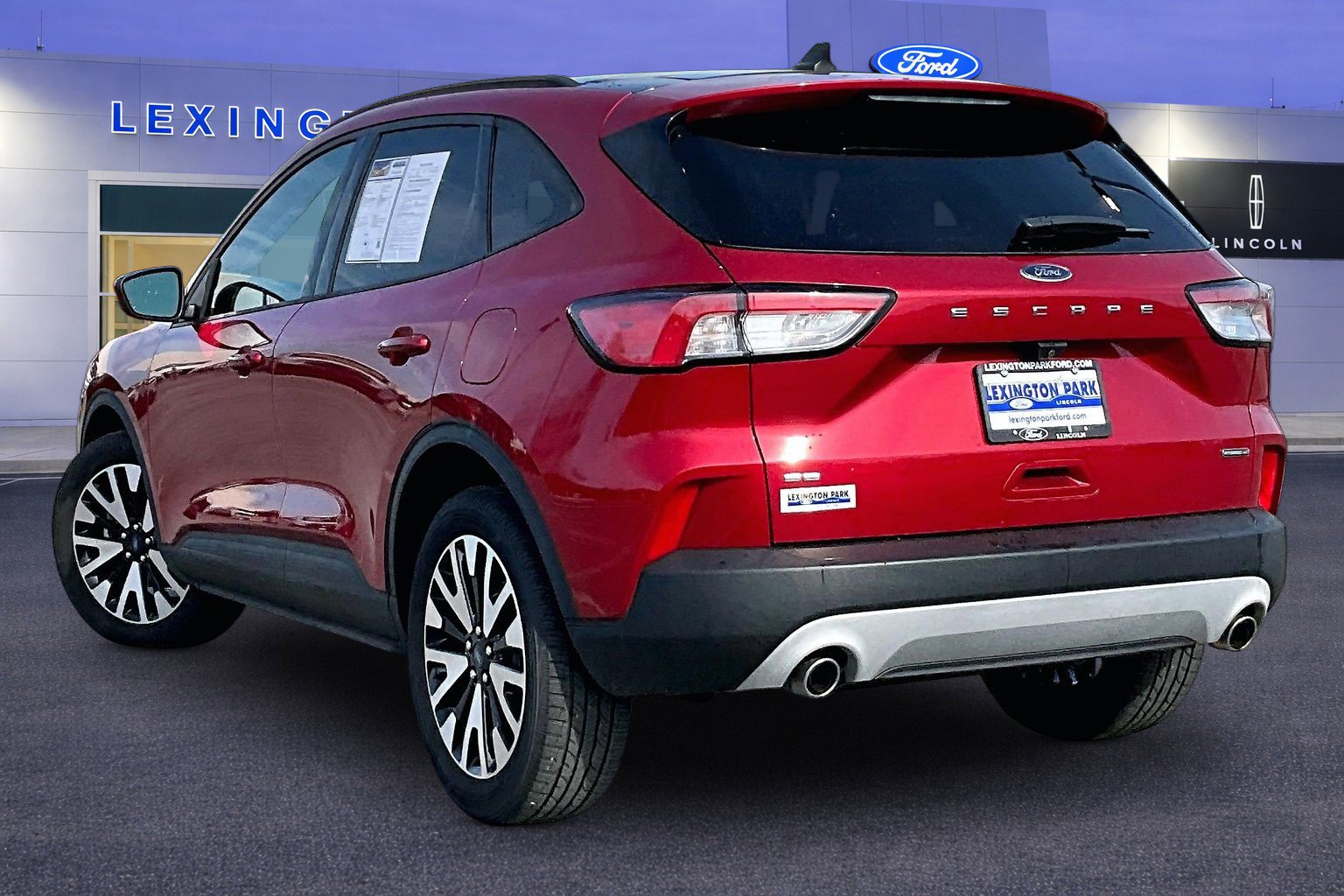 Used 2020 Ford Escape SE Sport AWD/4WD image 4