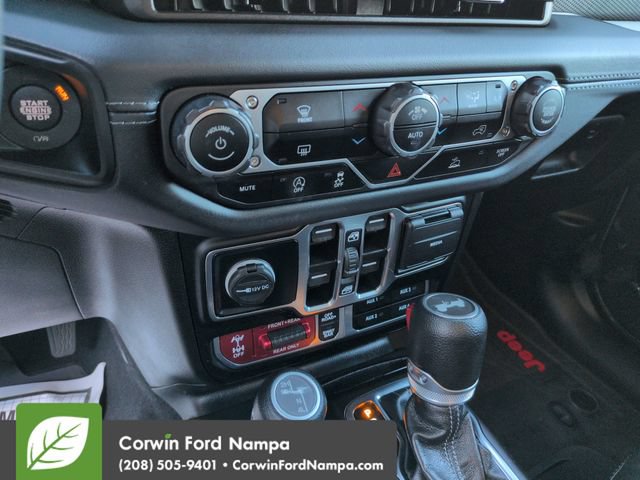 Used 2024 Jeep Wrangler Unlimited Rubicon AWD/4WD image 17