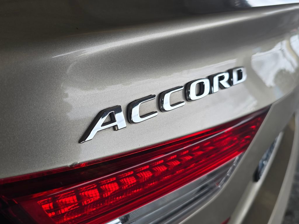 Used 2020 Honda Accord EX image 51