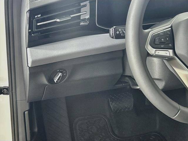 New 2027 Volkswagen Jetta SE FWD image 10