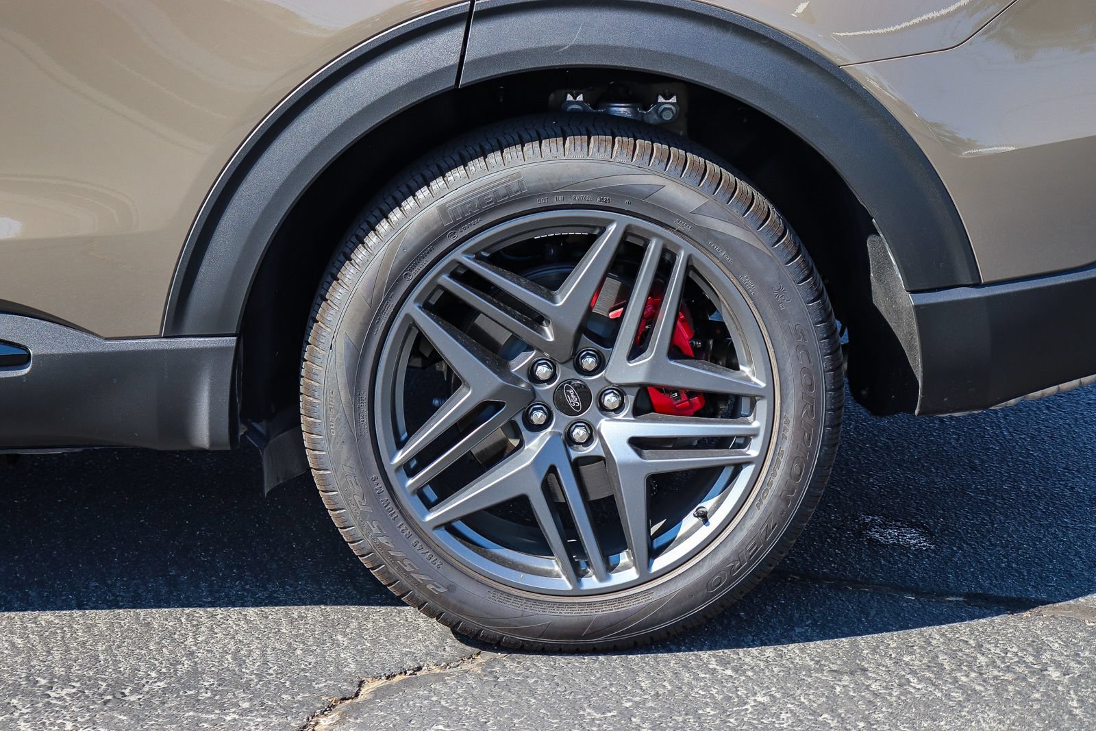 Used 2026 Ford Explorer ST-Line w/ ST-Line Street Pack RWD image 8