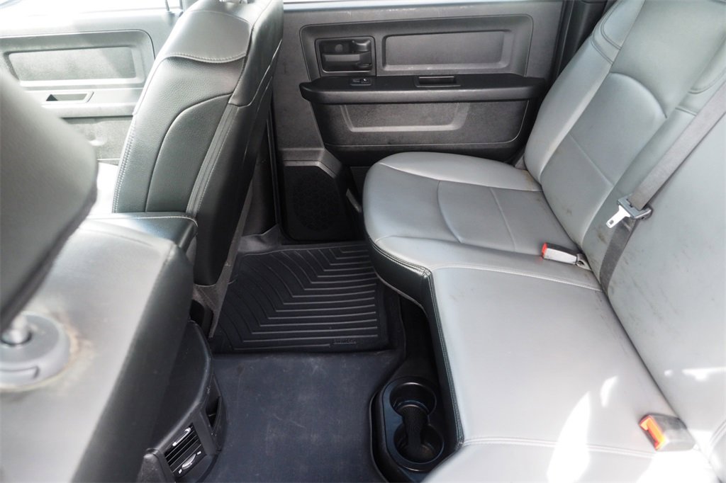 Used 2024 RAM 2500 Tradesman w/ Chrome Appearance Group image 17